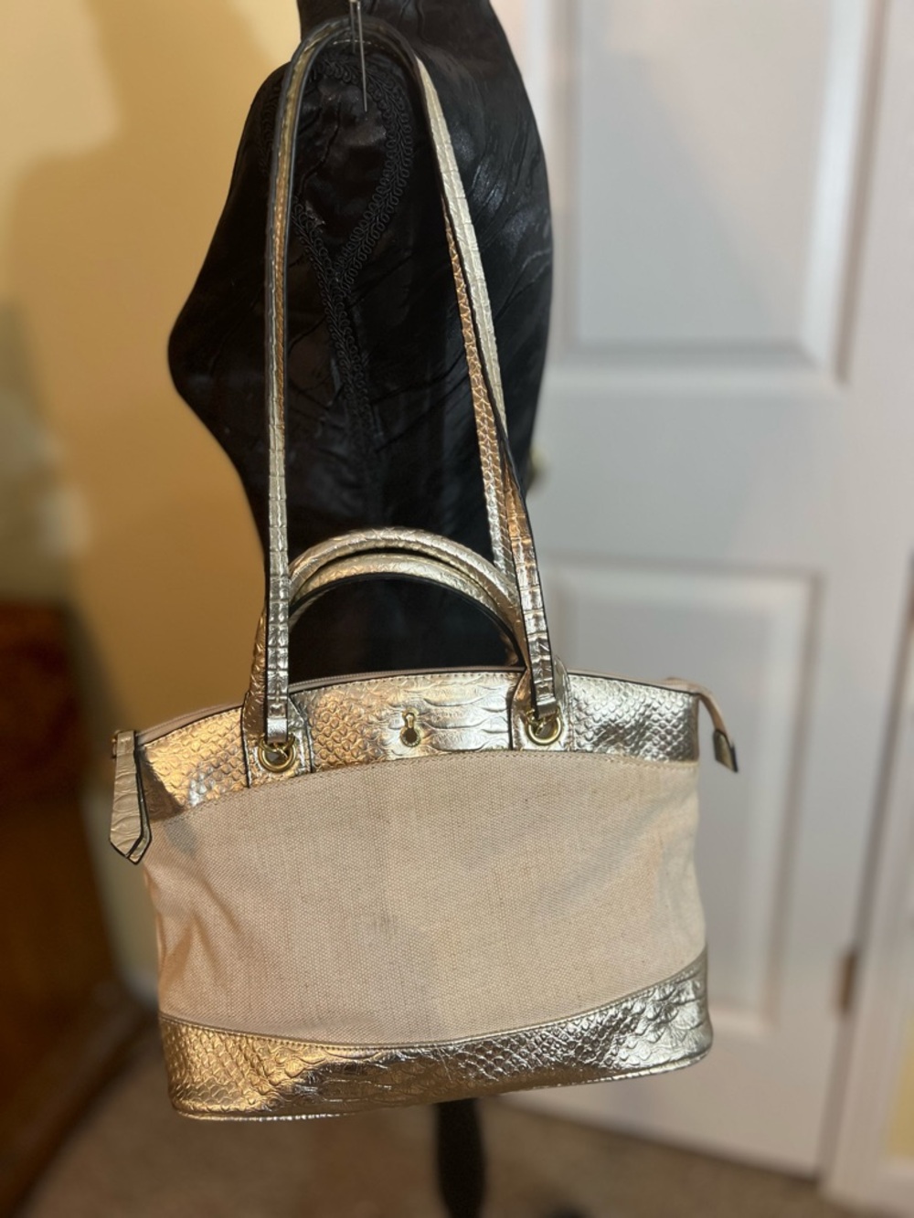 Source Unknown Beige Canvas Tote with Gold Trim